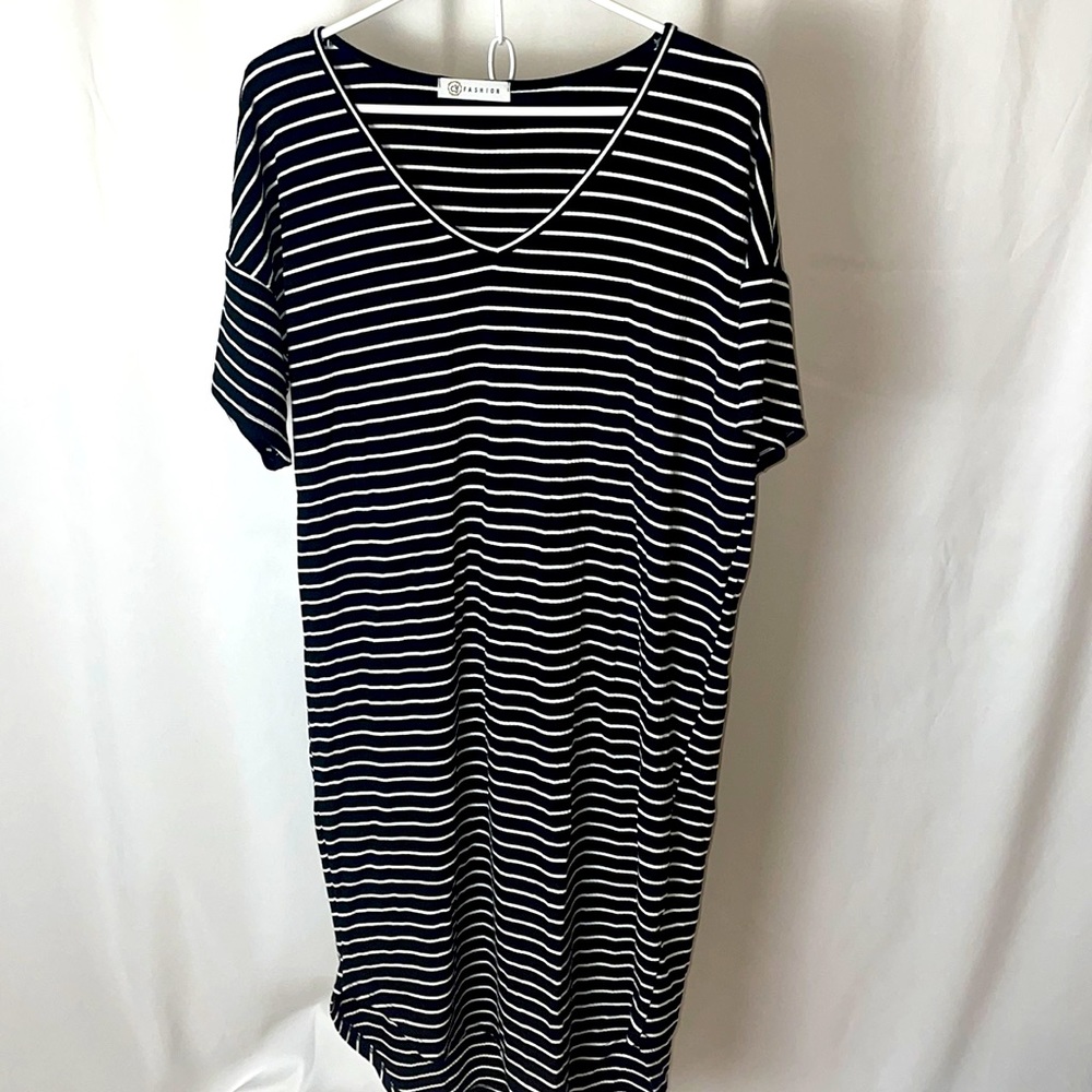NWOT CY Fashion T-Shirt Dress